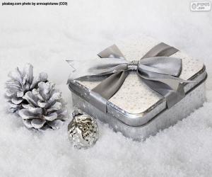 Puzzle Χριστουγεννιάτικο δώρο στο χιόνι